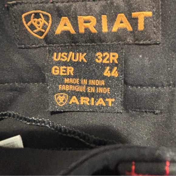 ARIAT SZ 32R 3/4 Length Riding Breeches Zipper Closure Pockets Compression Pants - Picture 14 of 16